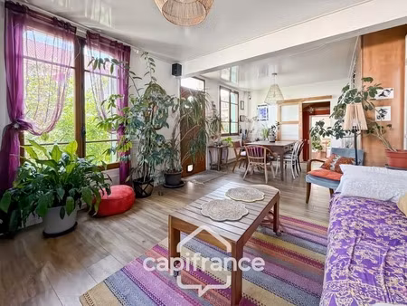 coup de coeur - charmante maison 3 pièces 74 m² avec jardinet-garage-proche de toutes comm