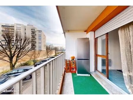 studio 1 pièce 25 m²