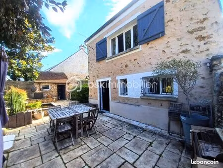 maison 7 pièces 224 m²