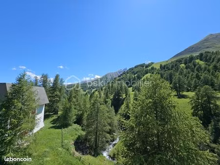 studio 1 pièce 24 m²