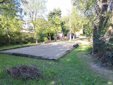 terrain 500 m² eyguières