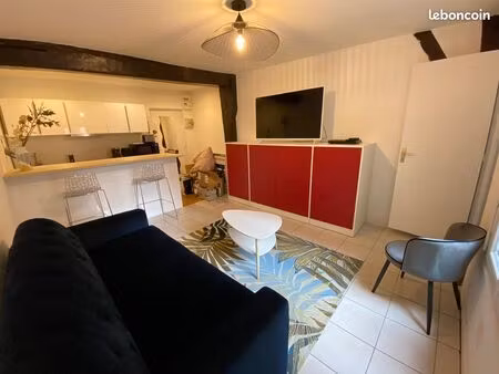 appartement meublé f2 chartres hyper centre 36m²