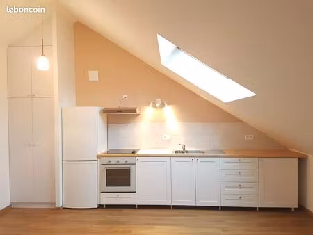 studio 1 pièce 38 m²