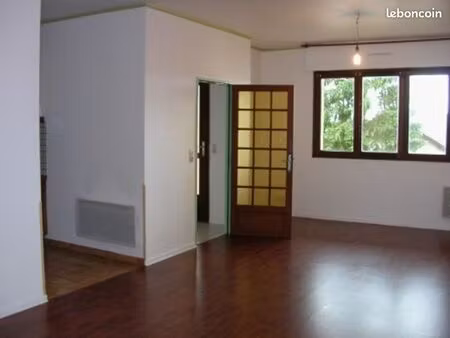 studio 1 pièce 43 m²