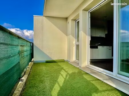 appartement 3 pièces 64 m²
