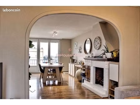 appartement 4 pièces 67 m²