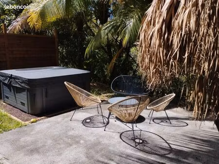 t2 en bas de villa  meublé avec jacuzzi privatif