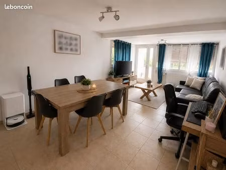 t3 en rez de jardin avec garage