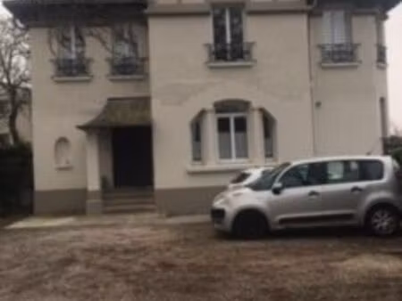 beaurains centre  t2 plein de charme de 54 m²