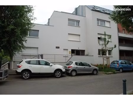 appartement mabilais 15.90 m2 1 pièce parking privatif