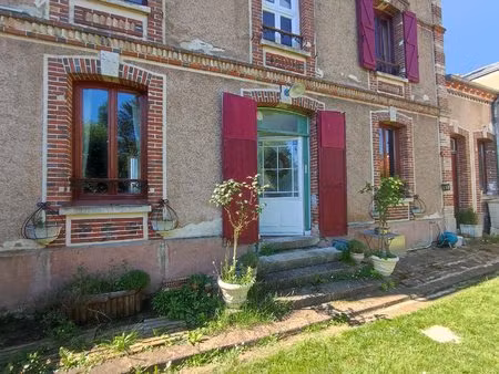maison ancienne de caractère rénovée avec 5 chambres - jardin - gallardon