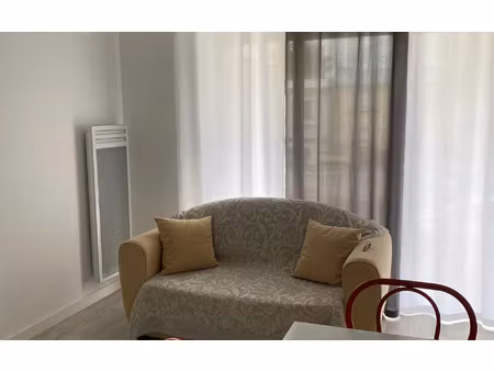 location appartement  m² t-2 à brest  655 €