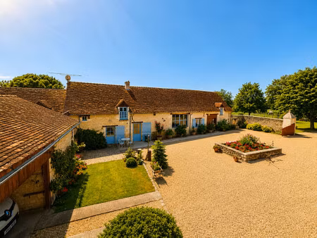 maison à vendre à luzé (37120) - indre-et-loire