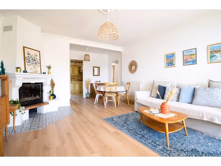 location appartement 3 pièces 65 m² à sausset-les-pins (13960)