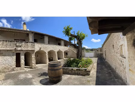 vente maison 6 pièces 156 m² bagnols-sur-cèze (30200)