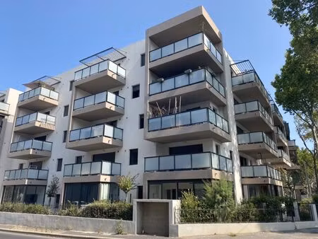 beaux arts - t1 - 25.70 m²