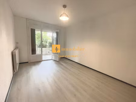 t1 - plan des 4 seigneurs avec balcon