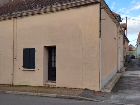 petite maison de bourg à 10 min de la ferté bernard