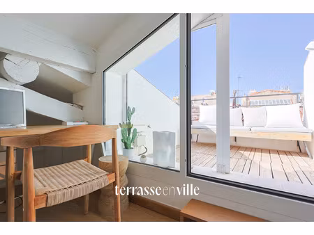 exclusivite - vieux port/place thiars - loft t2/3 - tropezie