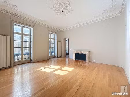 appartement 5 pièces 189 m²