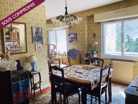 appartement t1 bis avec garage  cave et stationnement privat