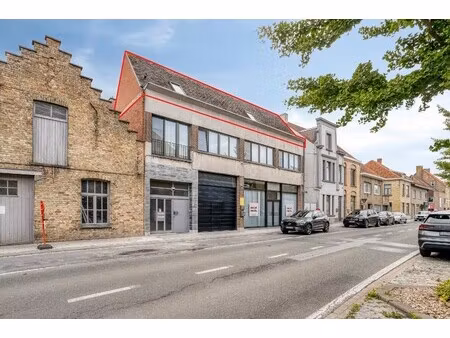 appartement (120m²) met 2 slaapkamers in centrum veurne.