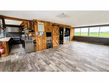 ensemble immobilier a louer de 190 m² – restaurant  maison