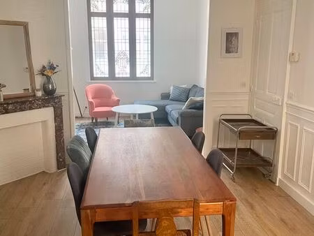charmante maison familiale à amiens - extérieur et garage - quartier calme et bon voisinag