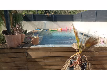 villa plain pied piscine