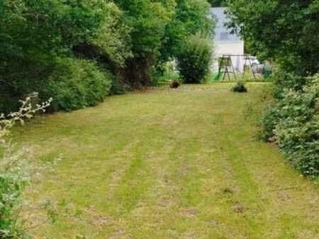 a vendre terrain constructible de 699m2 à calan