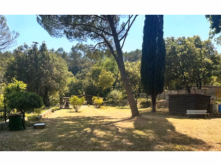 le cannet des maures - terrain plat 770 m2 avec cabanon