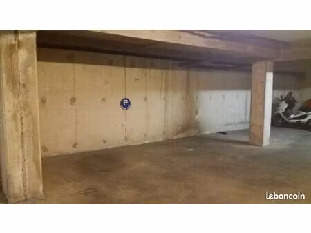 place de parking en sous-sol