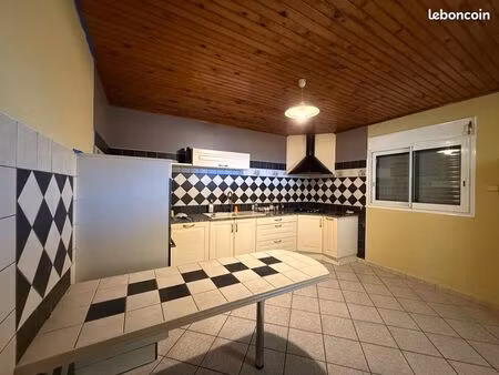 location petite île