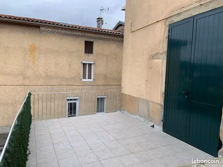 loue t3 aux roches de condrieu