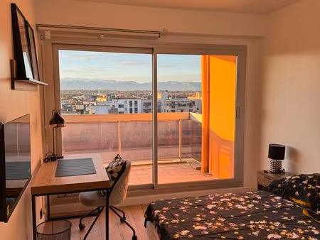 chambre haut de gamme – annemasse centre / vue dégagée / 5 min gare (fille)