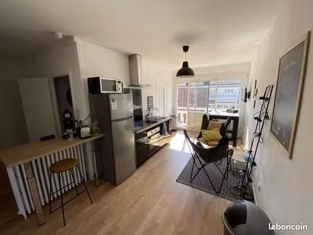 chambre meublée