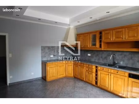 appartement 5 pièces 141 m²