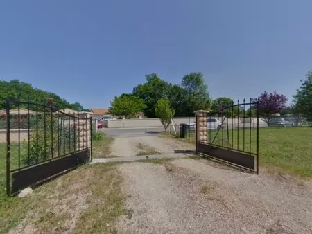 location maison 4 pièces 83m² voulon 86700