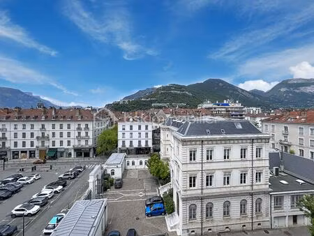 duplex de 135 m² à grenoble