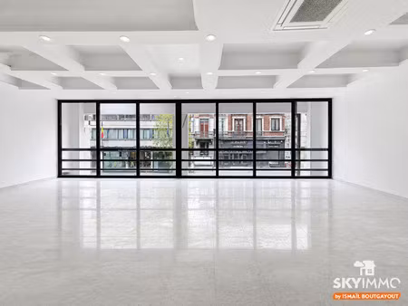 surface commerciale à louer à rue royale 99 bruxelles (vbe32576)