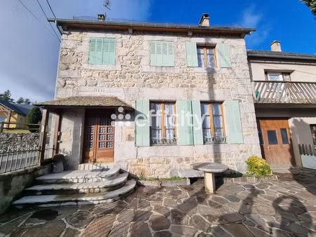 maison 10 pièces - 198 m²