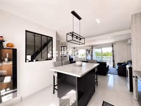 maison 7 pièces - 180 m²