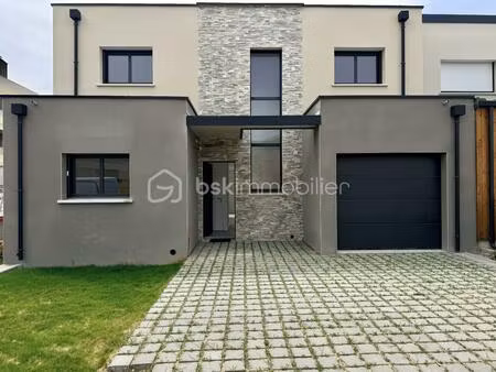 maison de 135 m² à pace