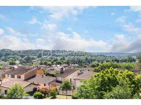 maison ancienne de 131 m² à couzon-au-mont-d'or
