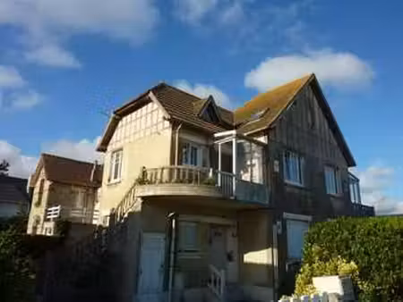 location appartement 2 pièces meublé à bernières-sur-mer (14990) : à louer 2 pièces meublé