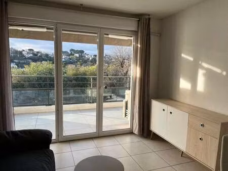 location appartement 2 pièces meublé à cagnes-sur-mer (06800) : à louer 2 pièces meublé / 