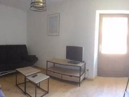 location appartement 2 pièces meublé à eauze (32800) : à louer 2 pièces meublé / 45m² eauz