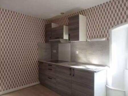 location appartement 2 pièces à lisle (24350) : à louer 2 pièces / 53m² lisle