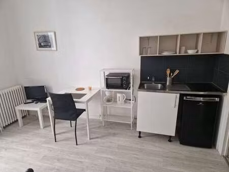location appartement t1 meublé à vichy (03200) : à louer t1 meublé / 18m² vichy