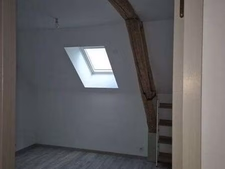 location appartement t1 à monéteau (89470) : à louer t1 / 13m² monéteau